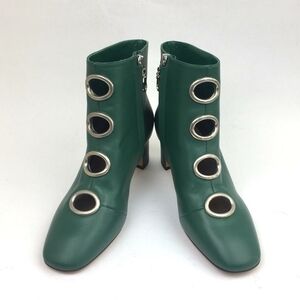 VALENTINO Eyelet Leather ankle bootie sz 6